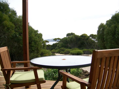Mallee Bark Retreat - Whitsundays Accommodation 2