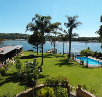 Lake Edge Apartments - Whitsundays Accommodation