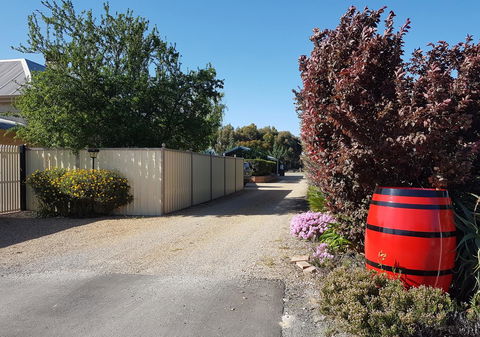 Little Para Cottage Tanunda - Whitsundays Accommodation 14