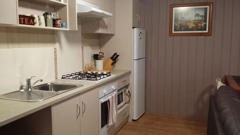 Little Para Cottage Tanunda - Whitsundays Accommodation 6