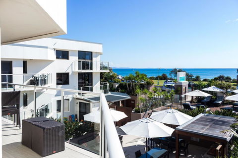 Bayview Beachfront Apartments, In Town Right On The Beach - Whitsundays Accommodation 15