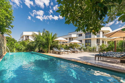 Bayview Beachfront Apartments, In Town Right On The Beach - Whitsundays Accommodation 1