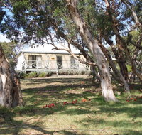 Wenton Farm Holiday Cottages - Whitsundays Accommodation