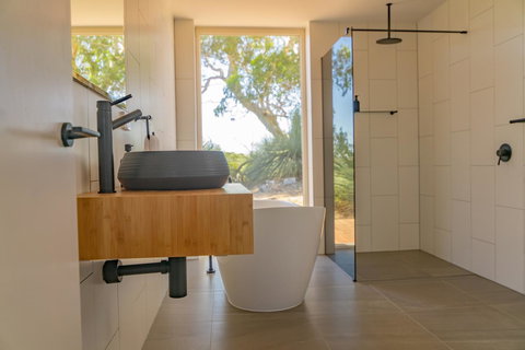 Ecopia Retreat - Whitsundays Accommodation 10