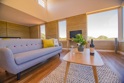 Ecopia Retreat - Whitsundays Accommodation 0