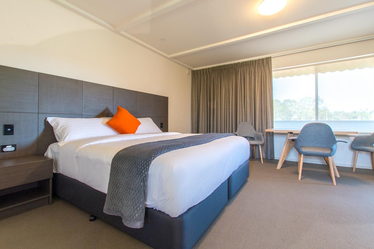 Hackham SA Whitsundays Accommodation
