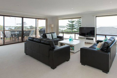 Bimbadeen - Whitsundays Accommodation 2