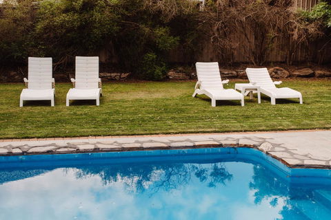 Barossa Weintal Hotel - Whitsundays Accommodation 1