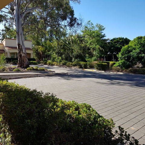 Barossa Weintal Hotel - Whitsundays Accommodation 24