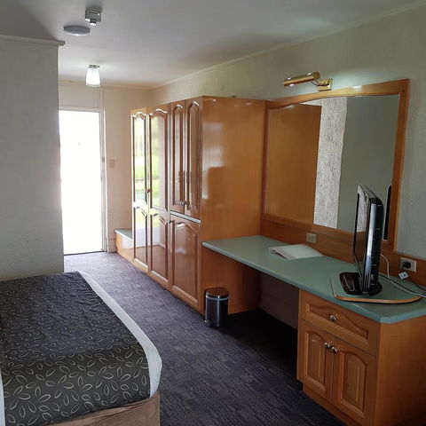 Barossa Weintal Hotel - Whitsundays Accommodation 15