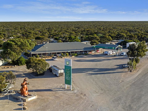 Border Village Roadhouse - Whitsundays Accommodation 22