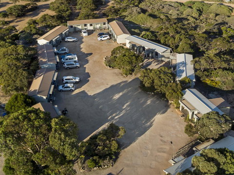 Border Village Roadhouse - Whitsundays Accommodation 16