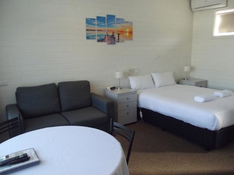 Guichen Bay Motel - Whitsundays Accommodation 3