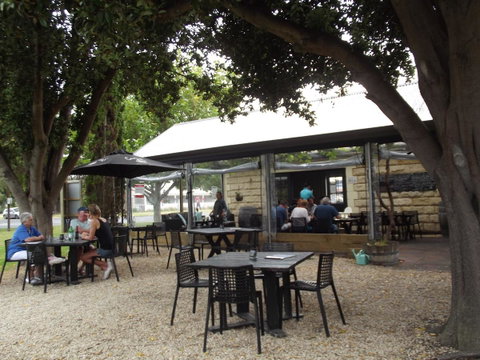 Guichen Bay Motel - Whitsundays Accommodation 4