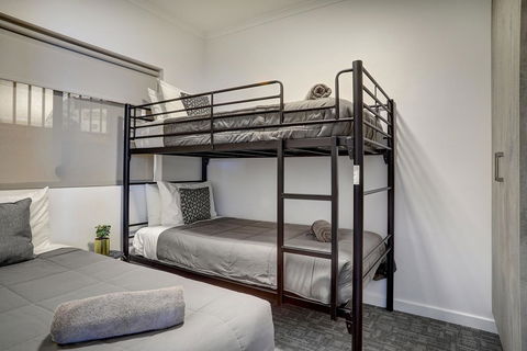 Limani Motel - Whitsundays Accommodation 5