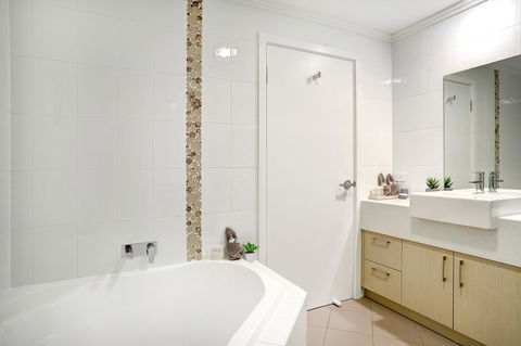 Limani Motel - Whitsundays Accommodation 9