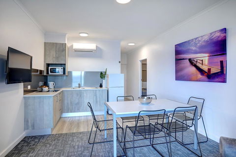 Limani Motel - Whitsundays Accommodation 10