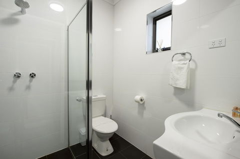 City Centre Motel Hotel - Whitsundays Accommodation 11