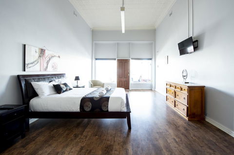 City Centre Motel Hotel - Whitsundays Accommodation 3