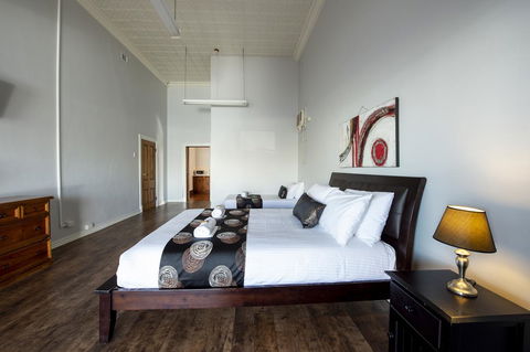 City Centre Motel Hotel - Whitsundays Accommodation 6