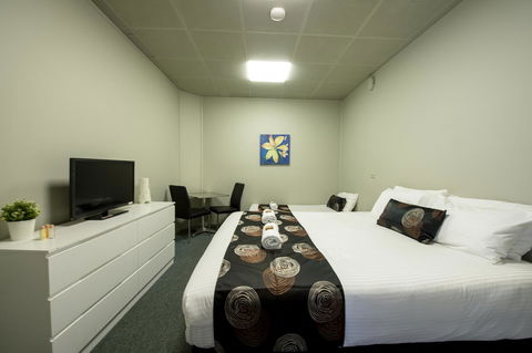 City Centre Motel Hotel - Whitsundays Accommodation 31