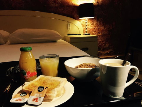 The Lookout Cave Underground Motel - Whitsundays Accommodation 8