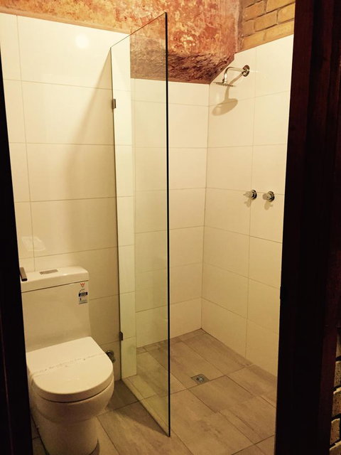 The Lookout Cave Underground Motel - Whitsundays Accommodation 44