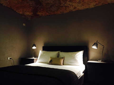 The Lookout Cave Underground Motel - Whitsundays Accommodation 40