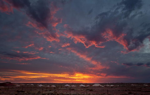 The Lookout Cave Underground Motel - Whitsundays Accommodation 24