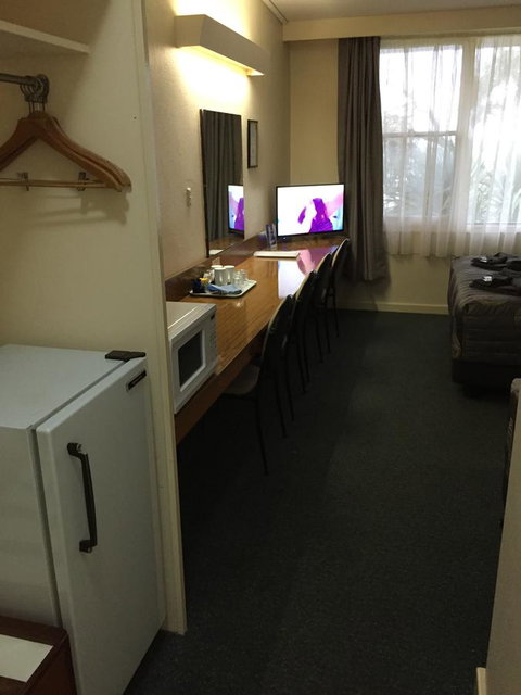 Blue Lake Motel - Whitsundays Accommodation 20