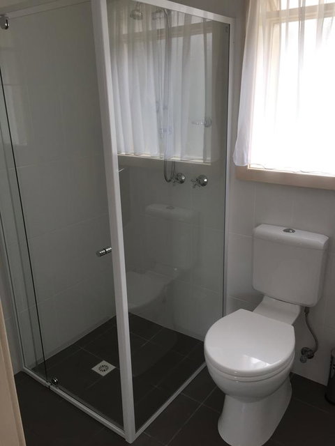 Blue Lake Motel - Whitsundays Accommodation 17