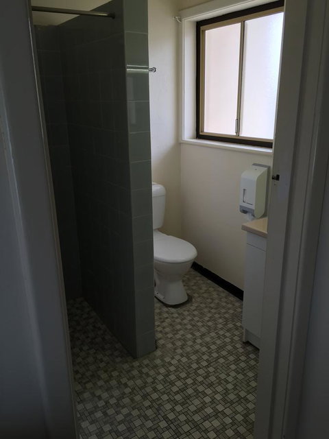 Blue Lake Motel - Whitsundays Accommodation 2