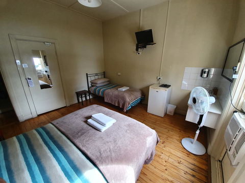 Pier Hotel Port Lincoln - Whitsundays Accommodation 15