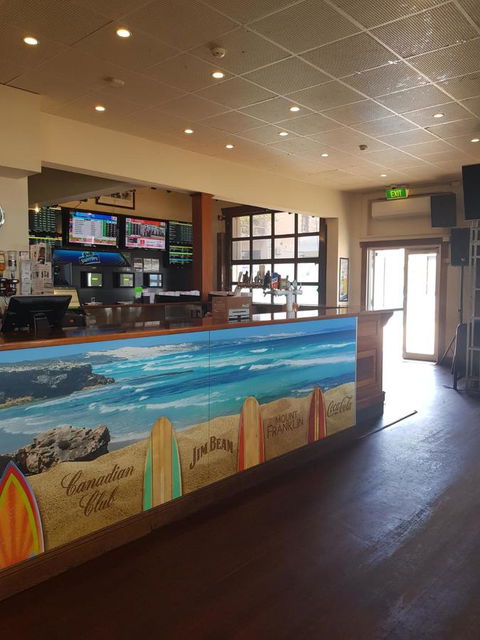 Pier Hotel Port Lincoln - Whitsundays Accommodation 2