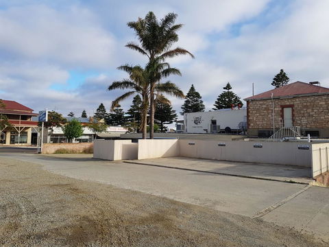 Pier Hotel Port Lincoln - Whitsundays Accommodation 32