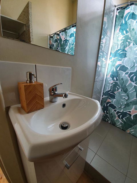 Pier Hotel Port Lincoln - Whitsundays Accommodation 23