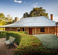 Jacobs Estate Cottage - Whitsundays Accommodation