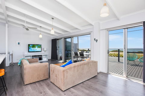 Sorrento - Aldinga Beach - Whitsundays Accommodation 4