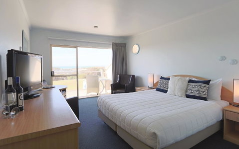 Harbour View Motel - Whitsundays Accommodation 2