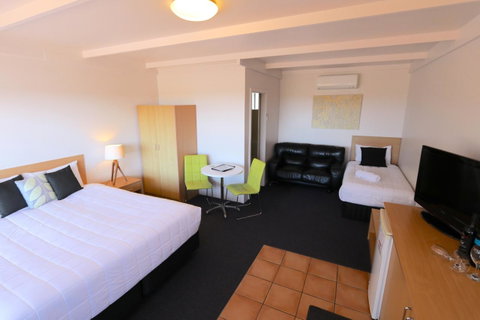 Harbour View Motel - Whitsundays Accommodation 18