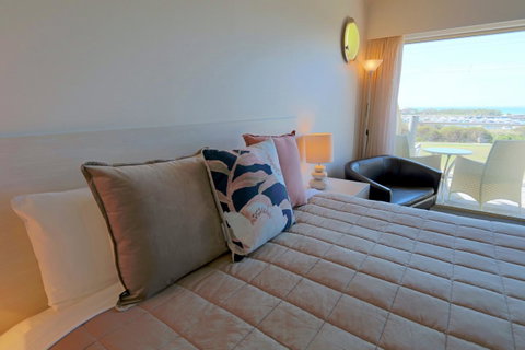 Harbour View Motel - Whitsundays Accommodation 11