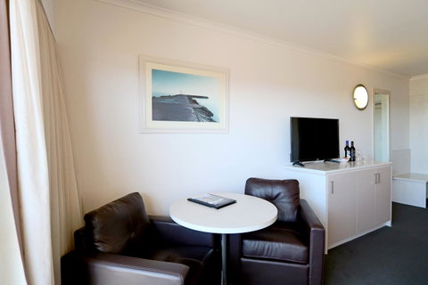 Harbour View Motel - Whitsundays Accommodation 4