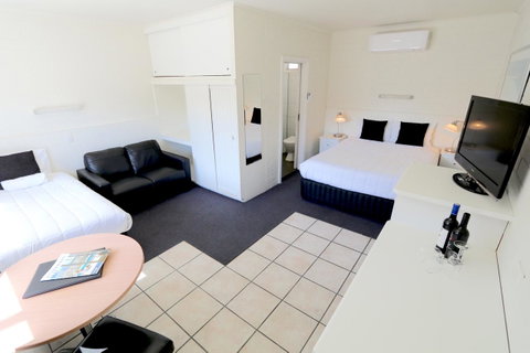 Harbour View Motel - Whitsundays Accommodation 41