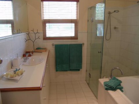 Baywater - Whitsundays Accommodation 10