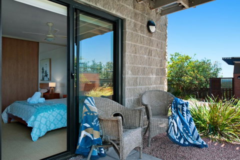 One Mile Retreat - Whitsundays Accommodation 8