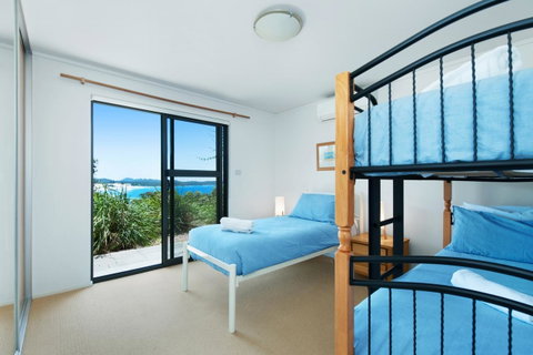 One Mile Retreat - Whitsundays Accommodation 9