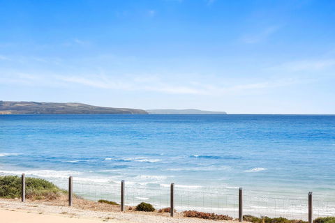 Esplanade Escape - Whitsundays Accommodation 3