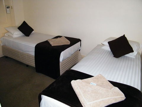 Grand Tasman Hotel - Whitsundays Accommodation 38