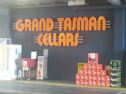 Grand Tasman Hotel - Whitsundays Accommodation 29