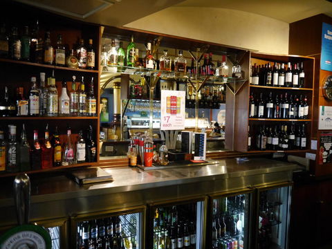 Grand Tasman Hotel - Whitsundays Accommodation 9